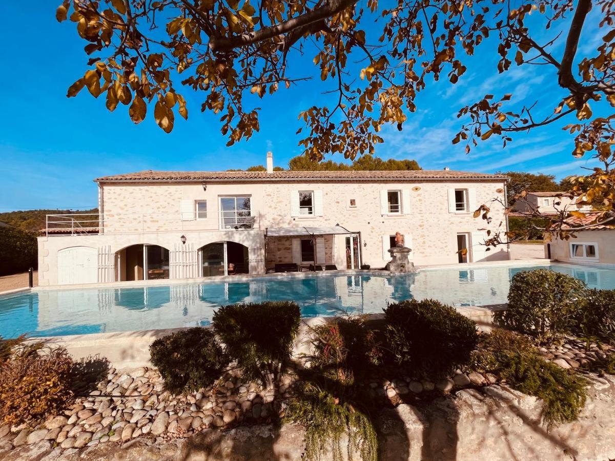 Domaine Amourella Aparthotel Lambesc Exteriör bild