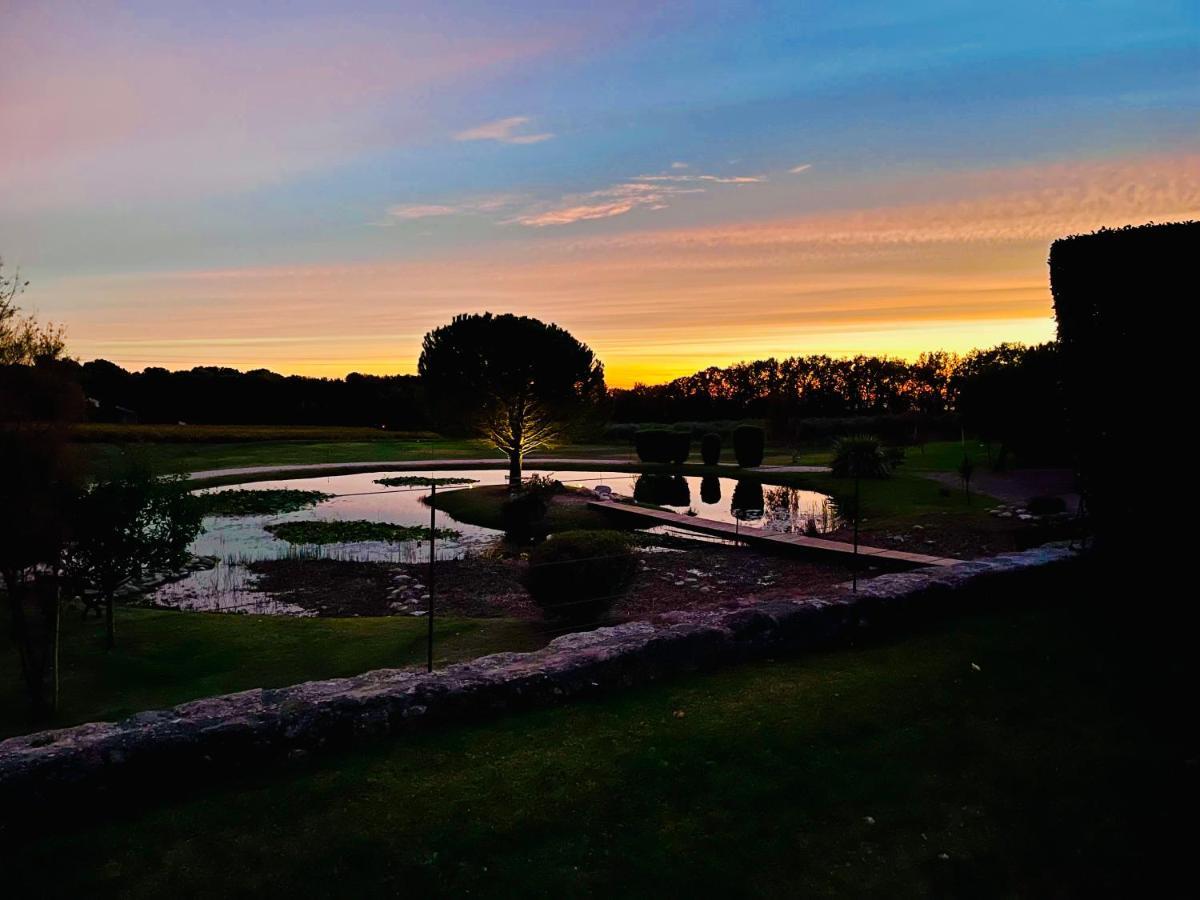 Domaine Amourella Aparthotel Lambesc Exteriör bild