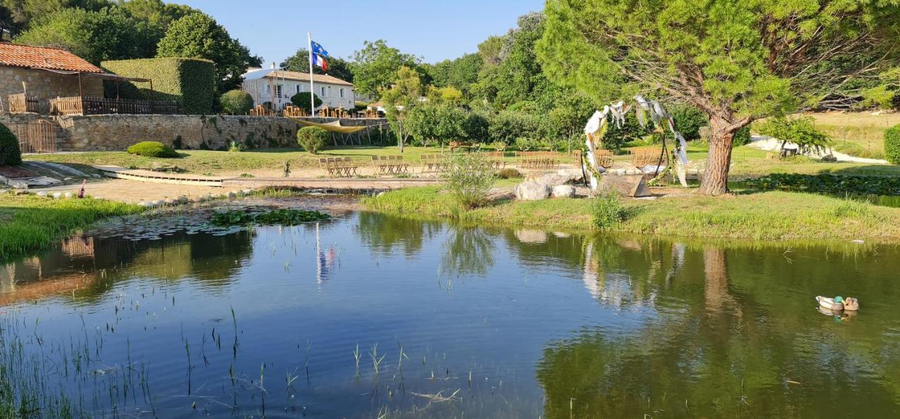 Domaine Amourella Aparthotel Lambesc Exteriör bild