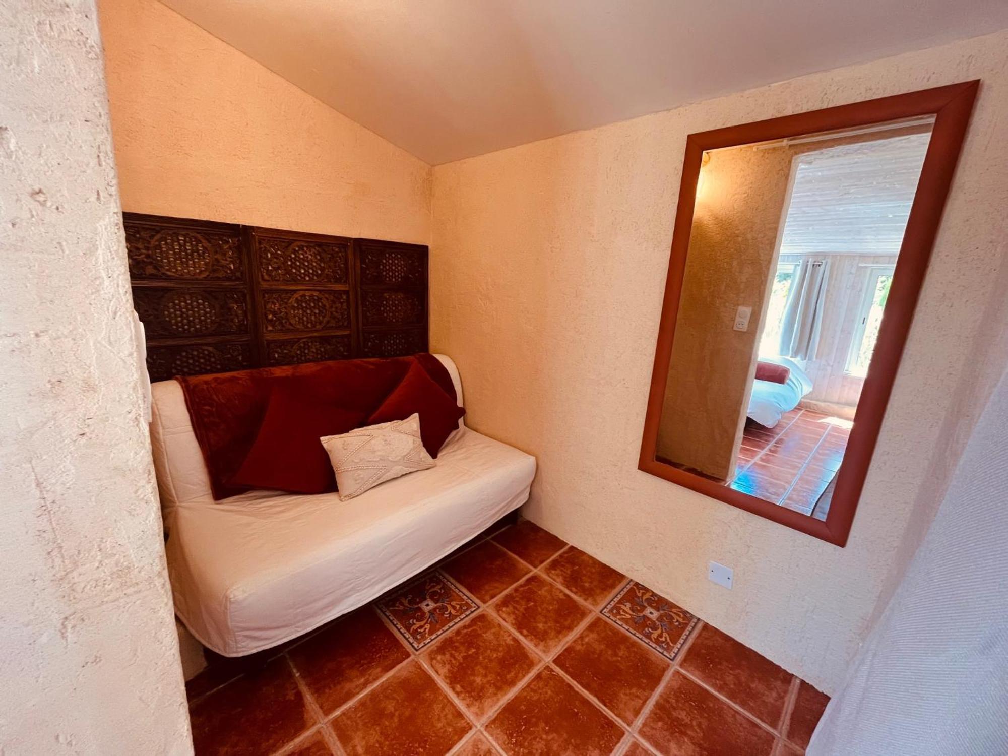 Domaine Amourella Aparthotel Lambesc Rum bild